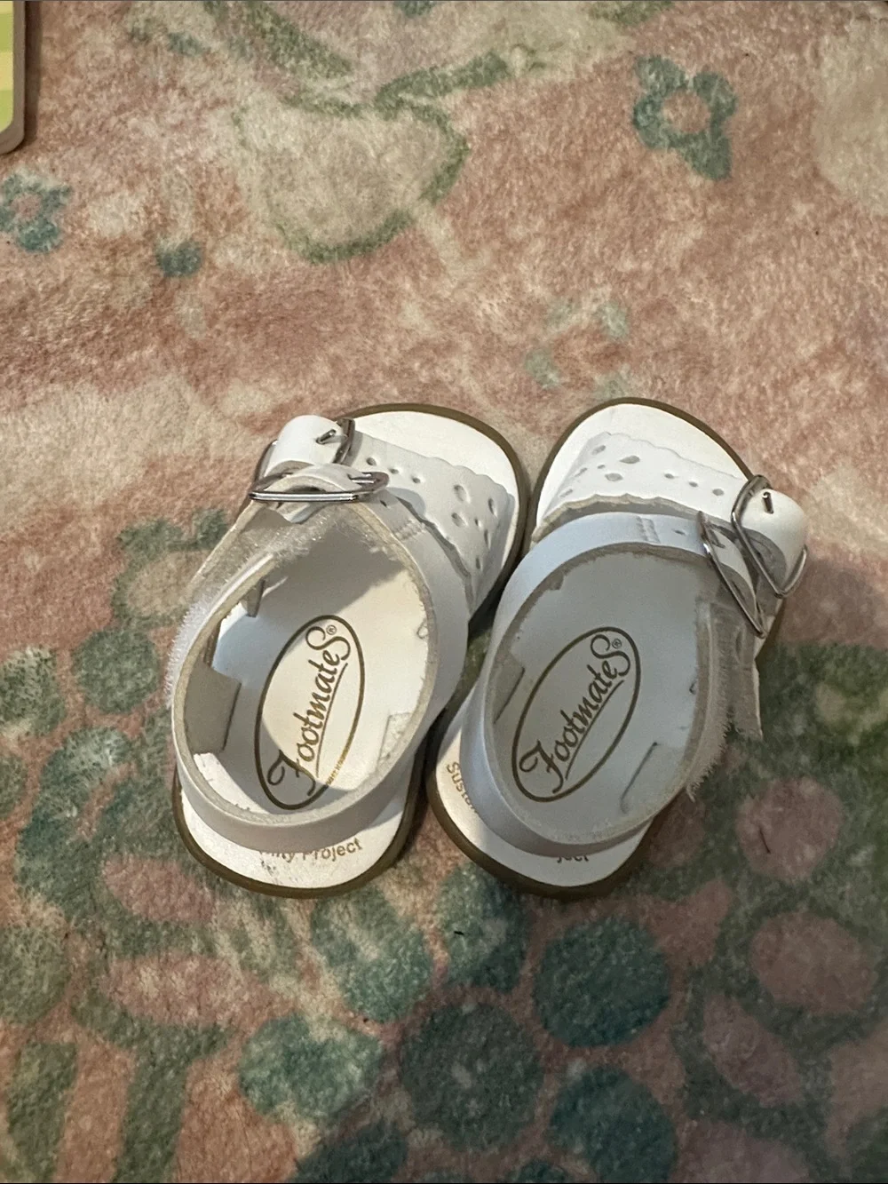 FootMates White Leather Buckle Baby Sandals